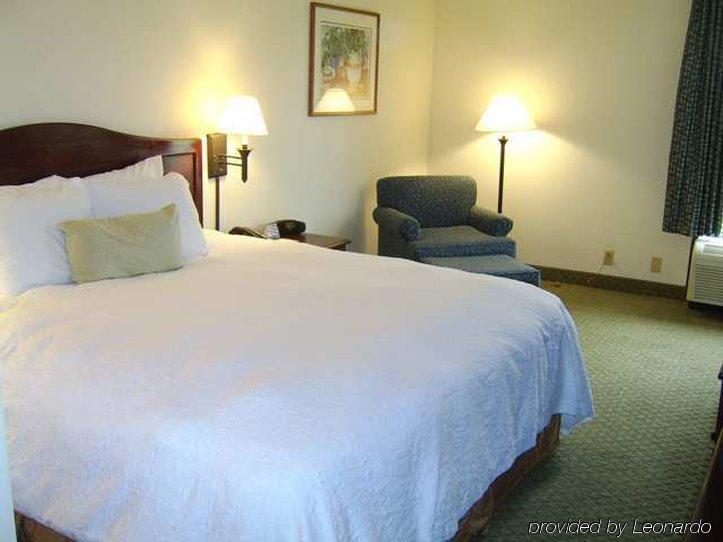 Hampton Inn Birmingham/Mountain Brook Habitación foto